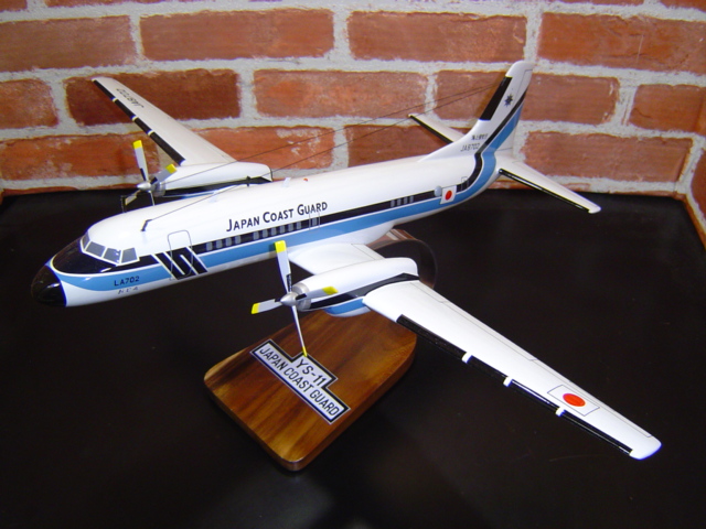 オーダーメイド予約受付中！1/80 YS-11（日本航空機製造）海上保安庁　木製模型