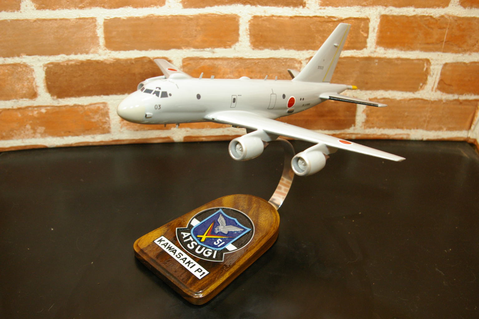 オーダーメイド予約受付中！1/100 P-1海上自衛隊（川崎）哨戒機　木製模型
