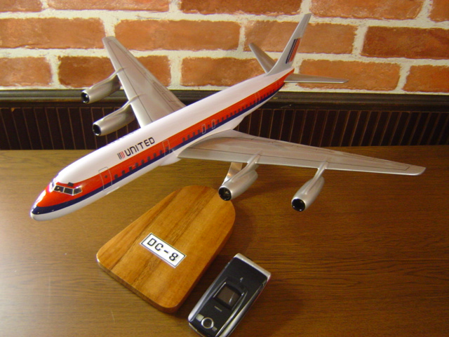 オーダーメイド予約受付中！1/144 DC-8ユナイテッド航空(ダグラス）　木製模型