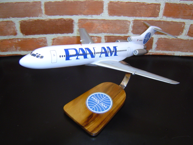 オーダーメイド予約受付中！ 1/144 B-727-100パンナム航空（ボーイング）　木製模型