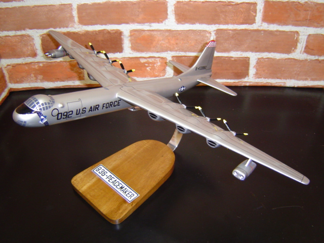 オーダーメイド予約受付中！ B-36 ピースメーカーアメリカ空軍（コンベア）　木製模型