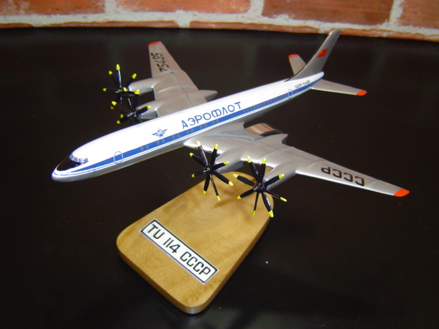 オーダーメイド予約受付中！ 1/144  Tu-114アエロフロート（ツポレフ）　木製模型