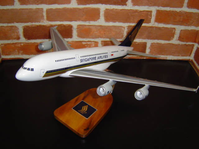 オーダーメイド予約受付中！ 1/200 A380-800 シンガポール航空（ボーイング）　木製模型