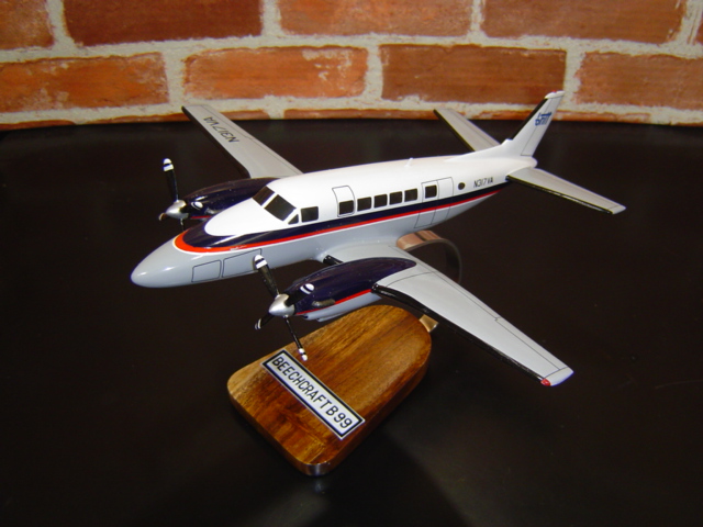 オーダーメイド予約受付中！ 1/48 B99 ブリット航空 (ビーチクラフト)　木製模型