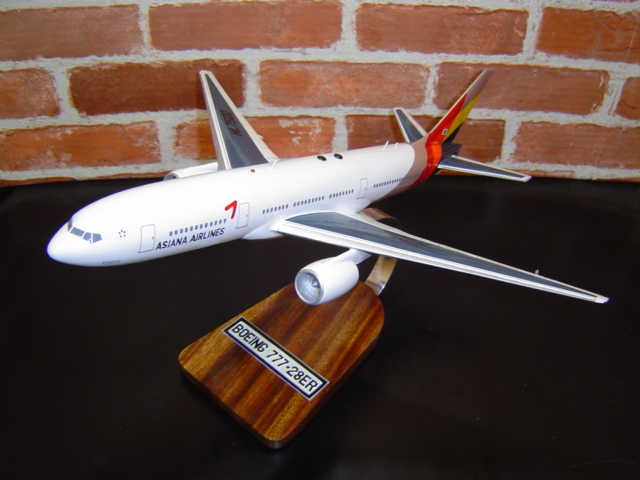 オーダーメイド予約受付中！ 1/200 B777-200ERアシアナ航空 (ボーイング)　木製模型