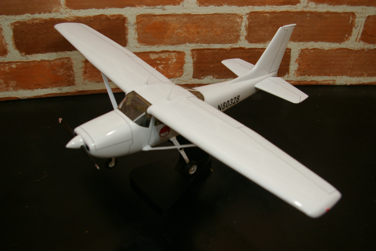 オーダーメイド予約受付中！ 1/32  C172M マイクロネシアンエアー(セスナ)　木製模型