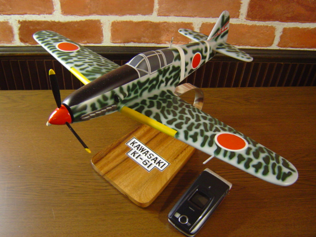 オーダーメイド予約受付中！ 1/32 KI-61 三式戦闘機 飛燕(川崎)　木製模型