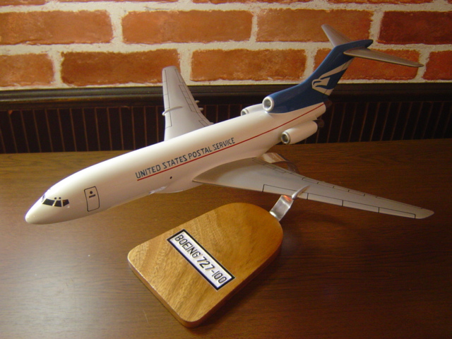 オーダーメイド予約受付中！ 1/100 B-727-100 USPS(ボーイング)　木製模型